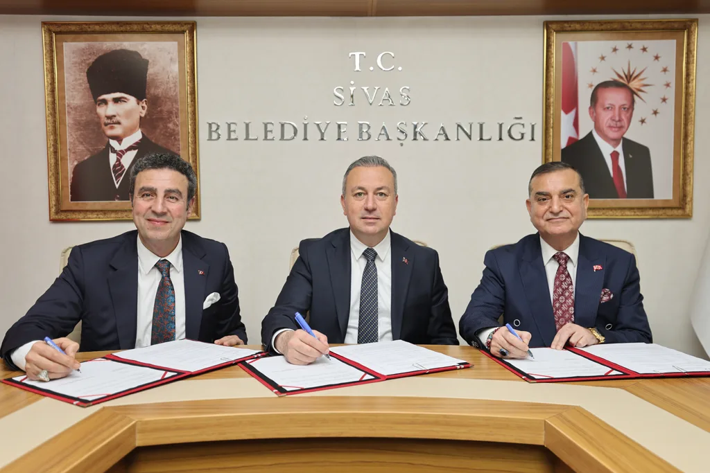 SİVAS ESNAFINA YAKIŞACAK YENİ HİZMET BİNASI İÇİN İMZALAR ATILDI…