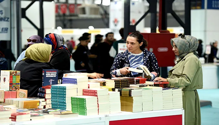 Malatya Anadolu Kitap Ve Kültür Fuarı Kitapseverlerden Yoğun İlgi