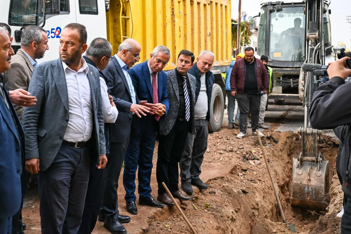 BAŞKAN ER, “7 BÖLGEDE TOPLAM 600 MİLYON LİRALIK İÇMESUYU HATTI İNŞA EDİYORUZ”