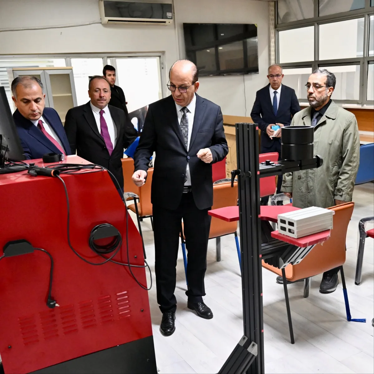 Başkan Geçit’in Sözünü Verdiği ‘Meslek Edindirme Akademisi’ Projesi Tamamlandıi