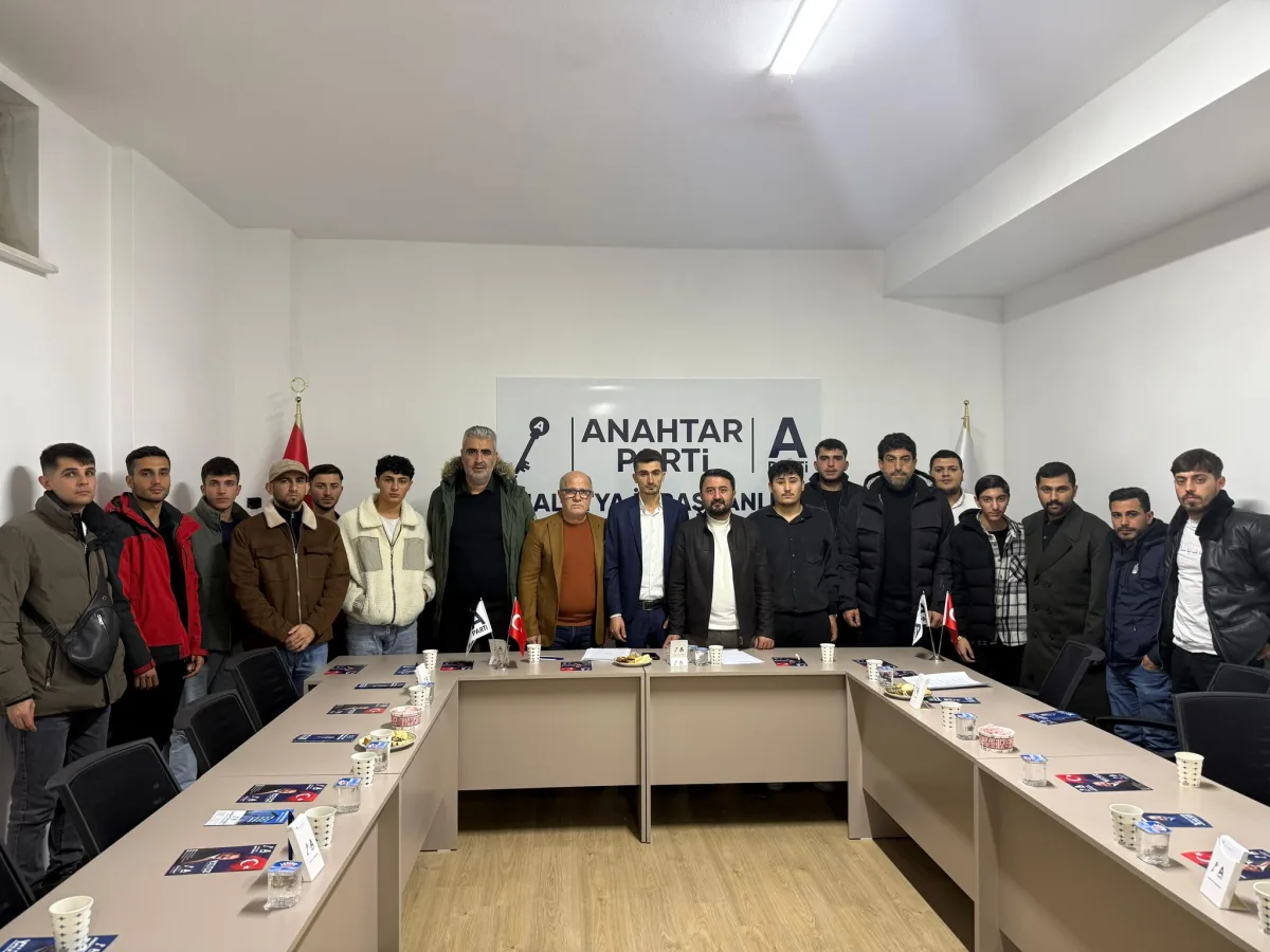 Anahtar Parti Battalgazi İlçe Gençlik Kollarında Yeni Dönem: