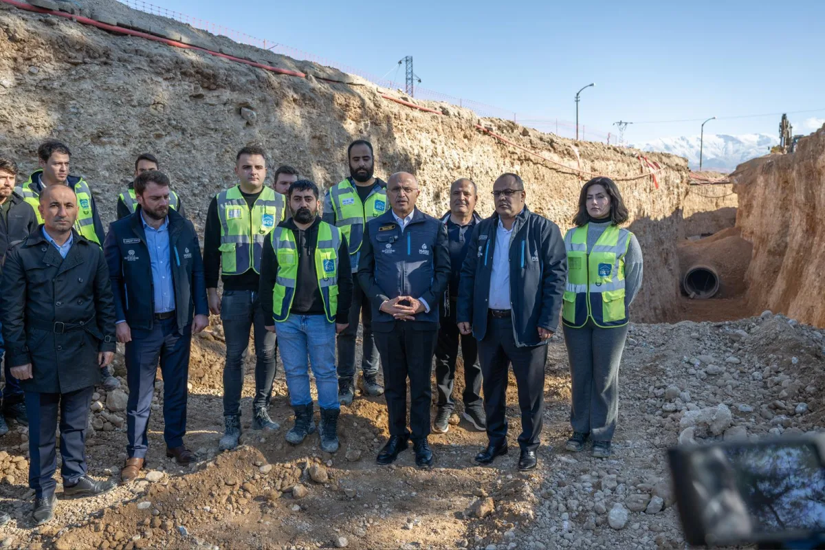 BAŞKAN ER: “İKİZCE'DE ÇOK BÜYÜK BİR ALTYAPI ÇALIŞMASI YAPIYORUZ”