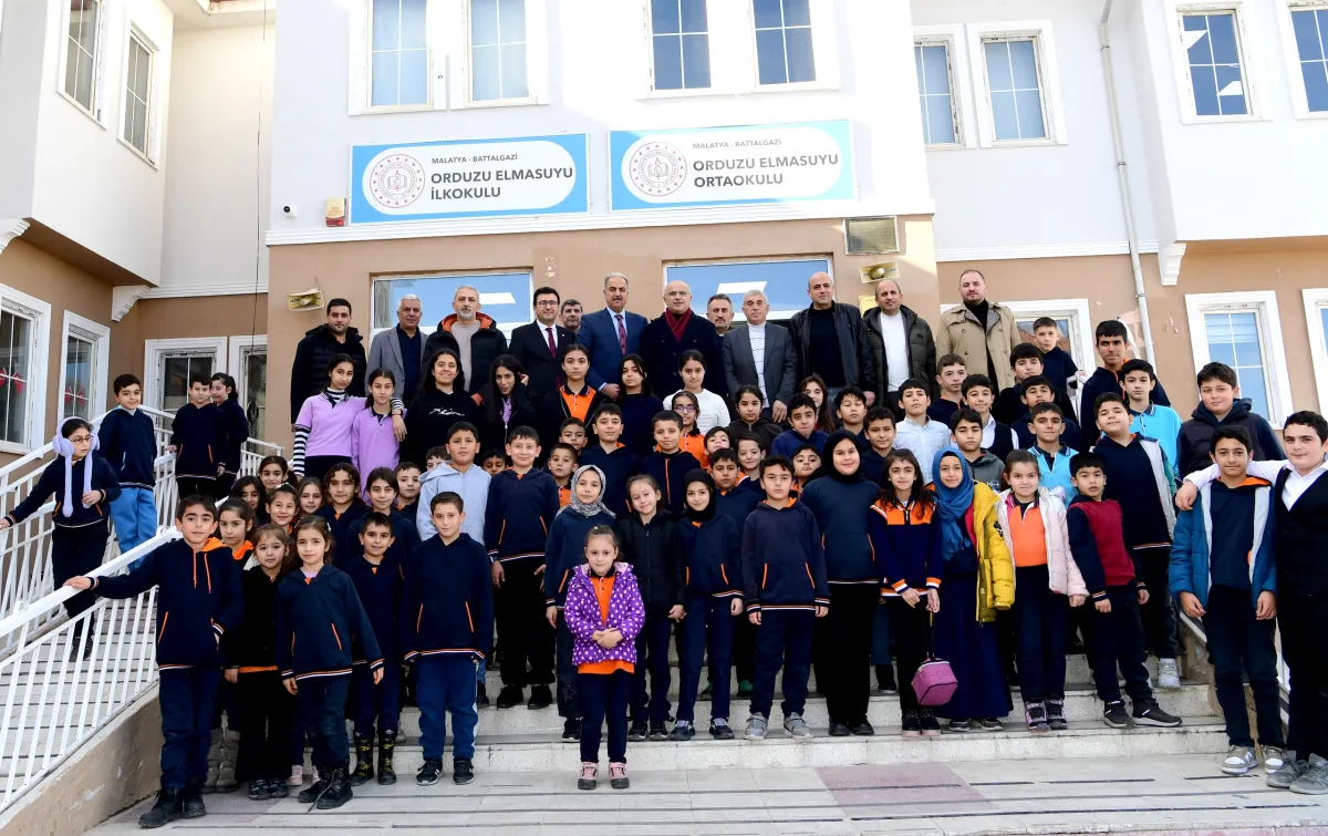 “ÇALIŞIRSANIZ VE AZMEDERSENİZ BAŞARI GELİR"