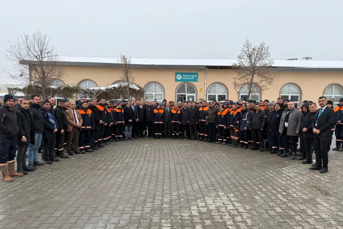 Başkan Geçit’ten Temizlik, Park ve Bahçeler ile Makine İkmal Personeline Moral Ziyareti!