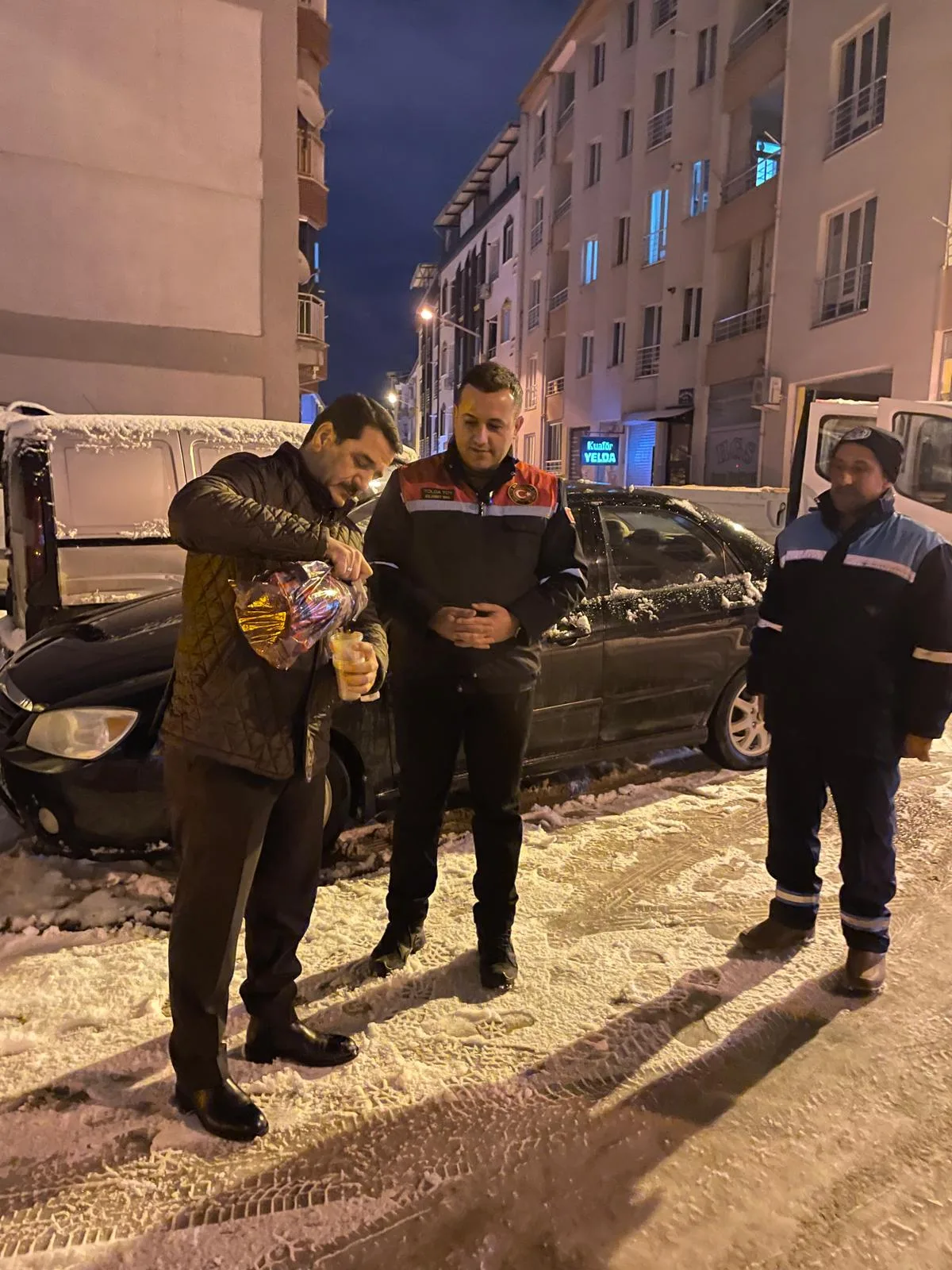 BATTALGAZİ’DE KARLA MÜCADELE ÇALIŞMALARI GECE BOYU SÜRDÜ