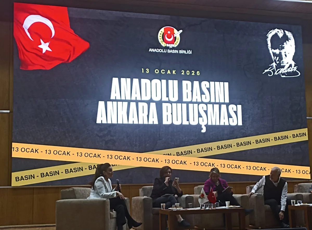 Ankara’da gazeteciliğin geleceği konuşuldu