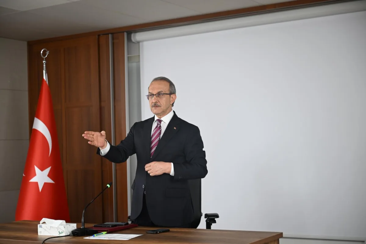 Vali Seddar Yavuz’un Başkanlığında, Bağımlılıkla İlgili Muhtarları Bilgilendirme Toplantısı Gerçekleştirildi 