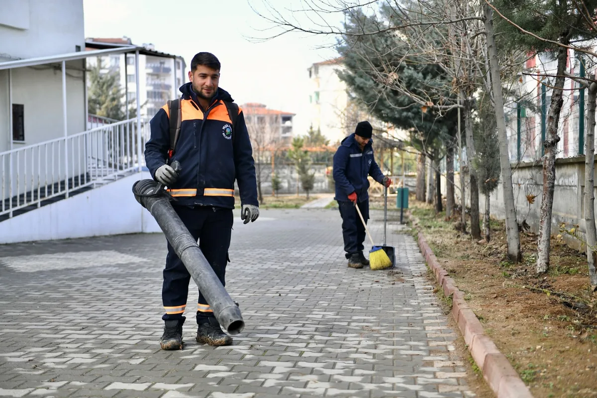 Yeşilyurt Belediyesi’nden Ramazan’da Dört Koldan Temizlik Seferberliği!