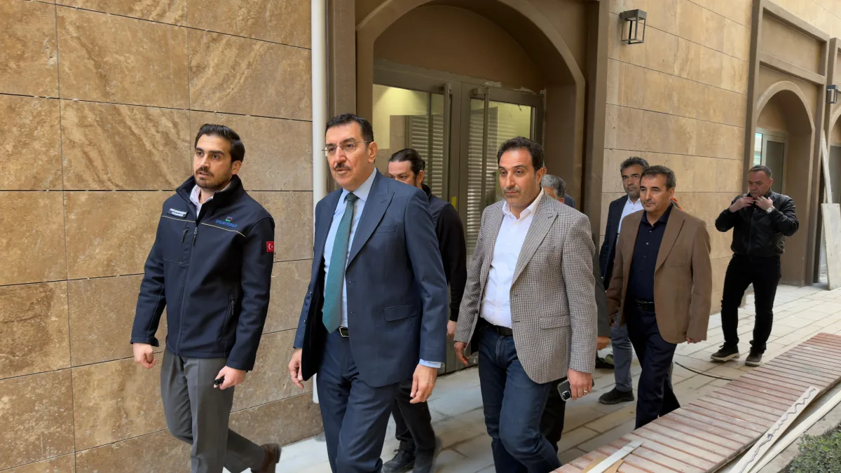 Tüfenkci'den yeni çarşıda esnaf ziyareti