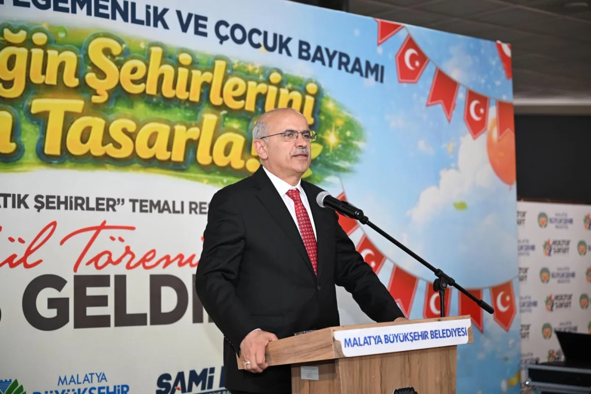 Başkan Er, 'Akıllı ve sıfır atık şehirler' temalı resim yarışmasının ödül törenine katıldı