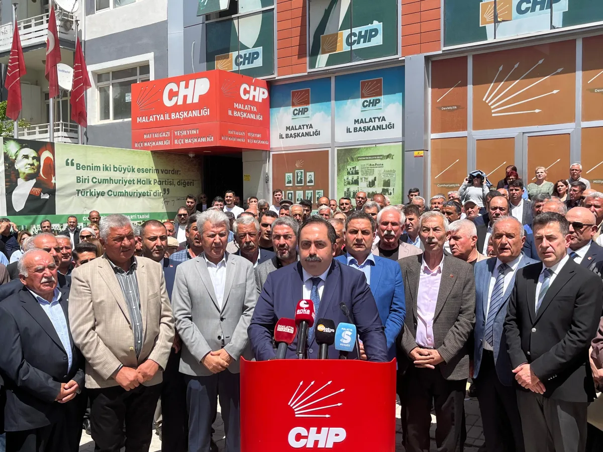YILDIZ “DEMOKRASİYE, HUKUKA VE HALKIN İRADESİNE SAHİP ÇIKMAK İÇİN TOPLANDIK”