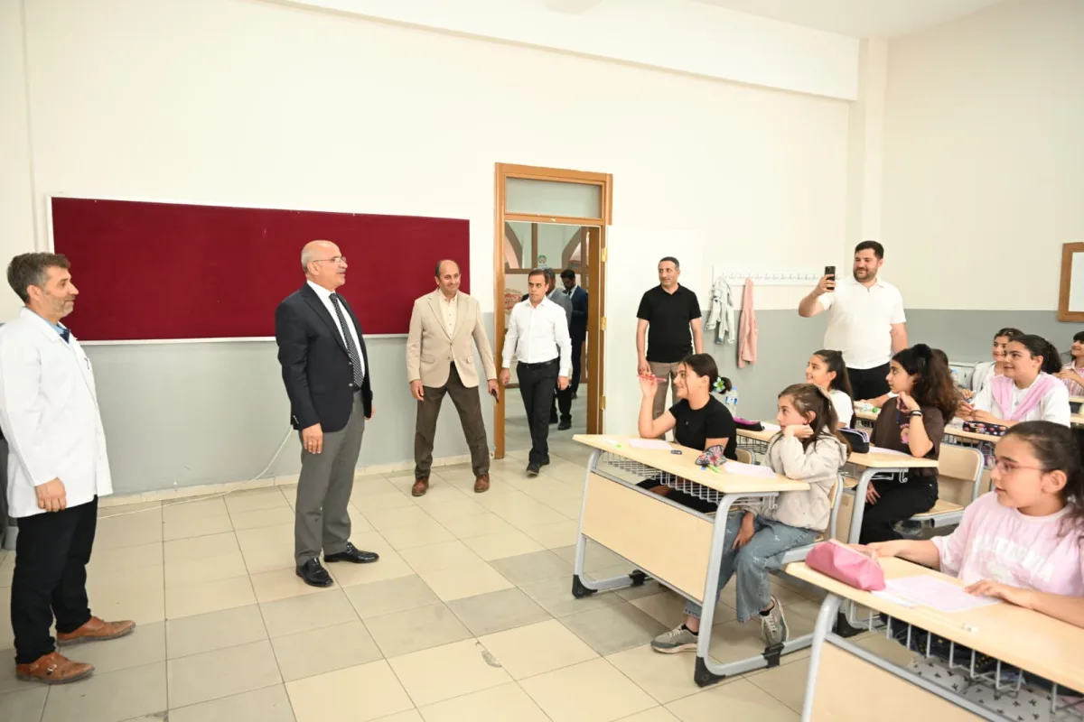 ÖĞRENCİ KABUL SINAVINA 2500 ÖĞRENCİ GİRDİ