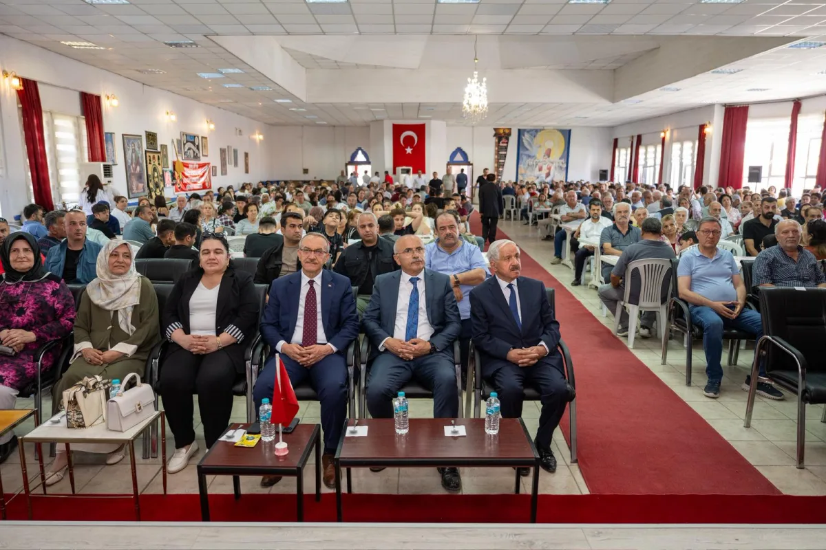 Büyükşehir Belediye Başkanı Sami Er'den aşure lokmasında birlik mesajı 