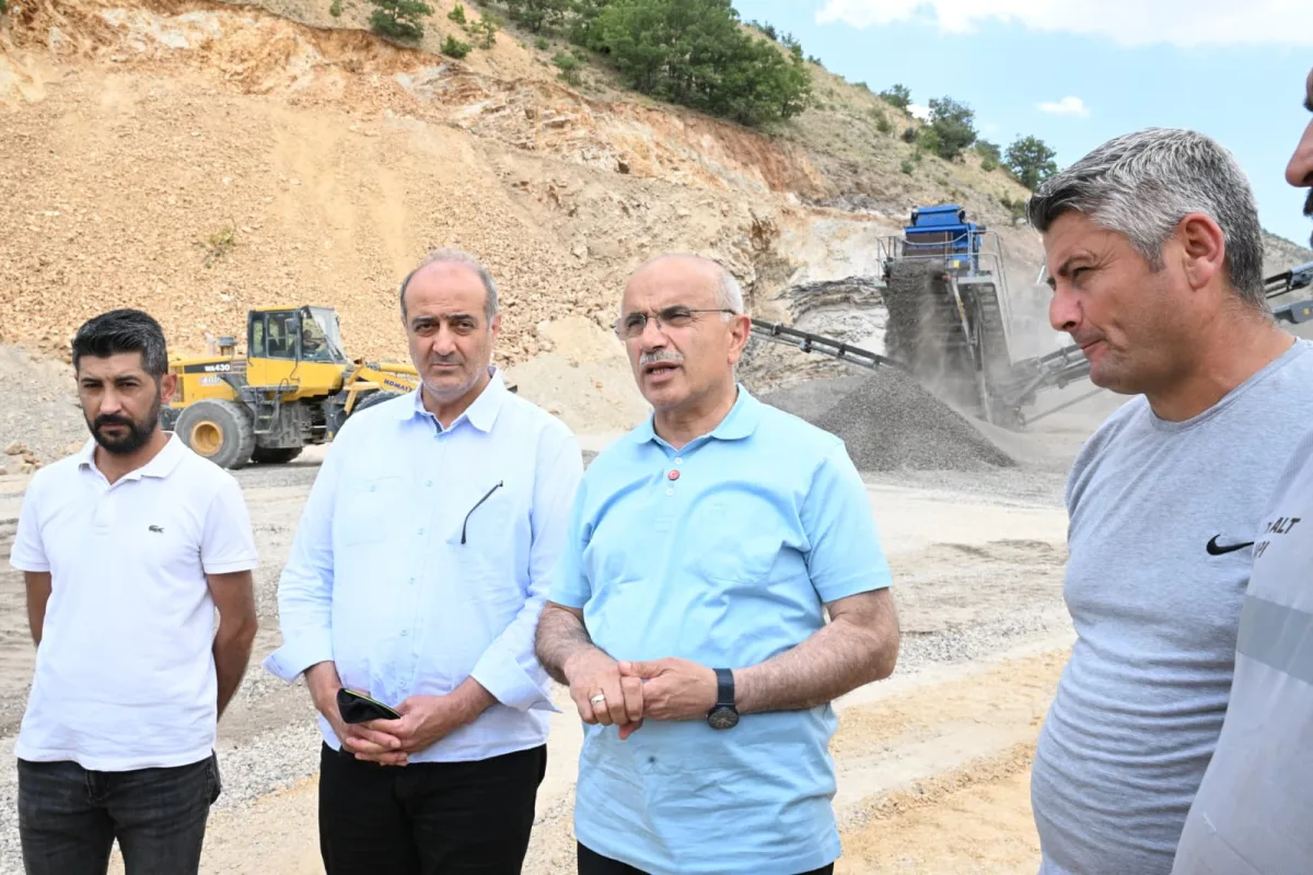 BÜYÜKŞEHİR MOBİL KONKASÖRLERLE HEM ÜRETİYOR HEM HIZLI HİZMET VERİYOR 