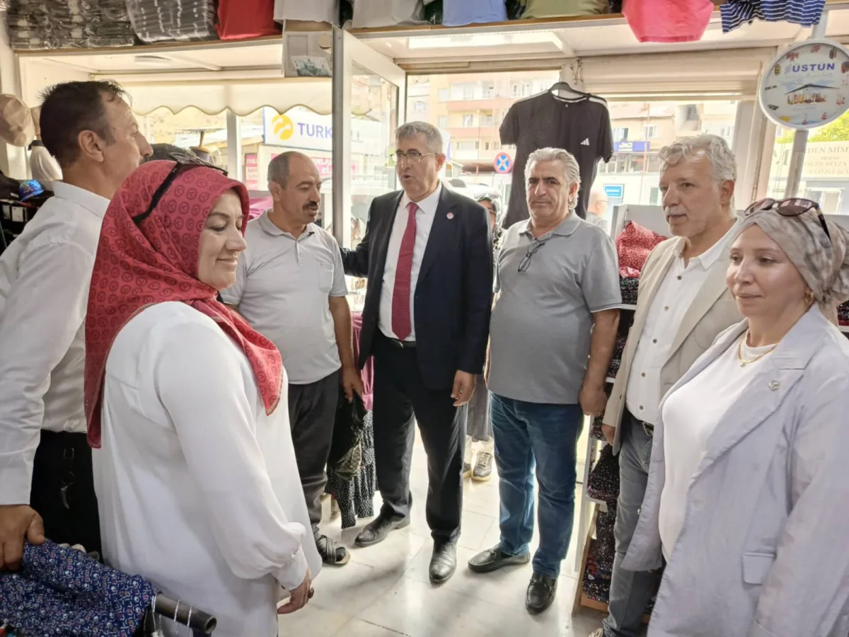 BBP DARENDE’DE ESNAF VE VATANDAŞIN TALEPLERİNİ DİNLEDİ