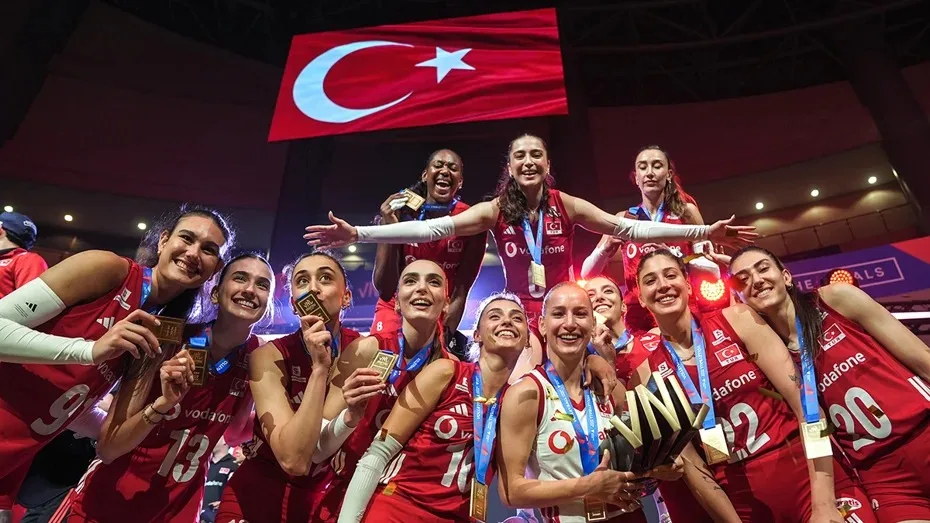 FİLENİN SULTANLARI İKİNCİ KEZ MİLLETLER LİGİ ŞAMPİYONU OLDU