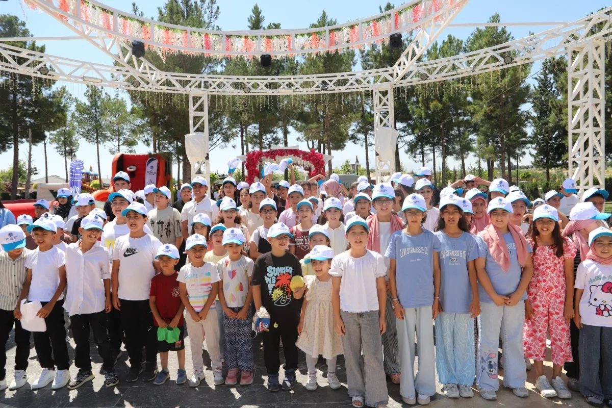 BATTALGAZİ BELEDİYESİ YAZ OKULLARI ŞENLİKLE TAMAMLANDI.