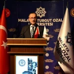 Vali Yavuz, “Türkiye’nin Siyasi ve İktisadi Dönüşümünde Özal” Konferansına Katıldı