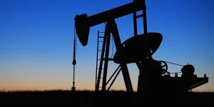 ABD – İran gerginliğinin etkisiyle petrol fiyatları yükseldi ABD – İran gerginliğinin etkisiyle petrol fiyatları yükseldi