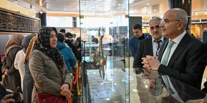 Kutsal Emanetler Ve Vakıf Eserleri Sergisi’ne Yoğun İlgi