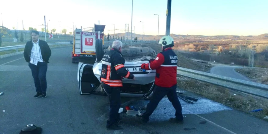 Malatya-Elazığ Karayolunda Trafik Kazası: 3 Yaralı